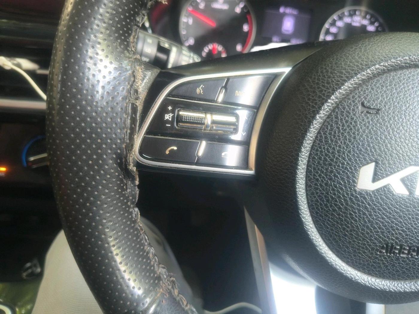 2021 KIA SELTOS HTK PLUS 1.5 DIESEL, Diesel, Manual, 99,151 km, interior