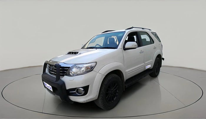 2015 Toyota Fortuner 3.0 4X4 AT, Diesel, Automatic, 3,14,264 km, exterior