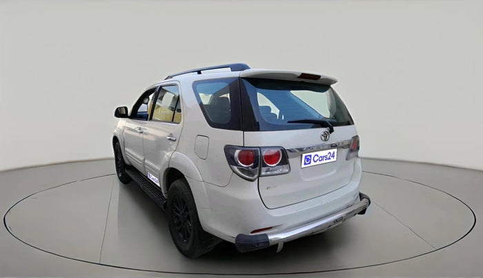 2015 Toyota Fortuner 3.0 4X4 AT, Diesel, Automatic, 3,14,264 km, exterior