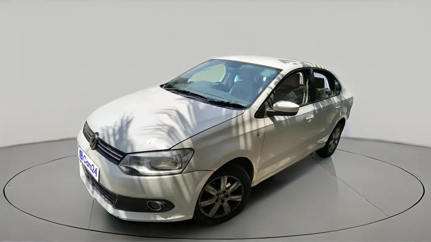2011 Volkswagen Vento HIGHLINE DIESEL 1.6, Diesel, Manual, 1,25,314 km, exterior