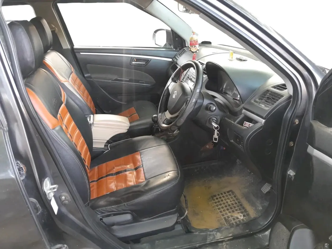 2014 Maruti Swift VDI, Diesel, Manual, 1,58,003 km, interior