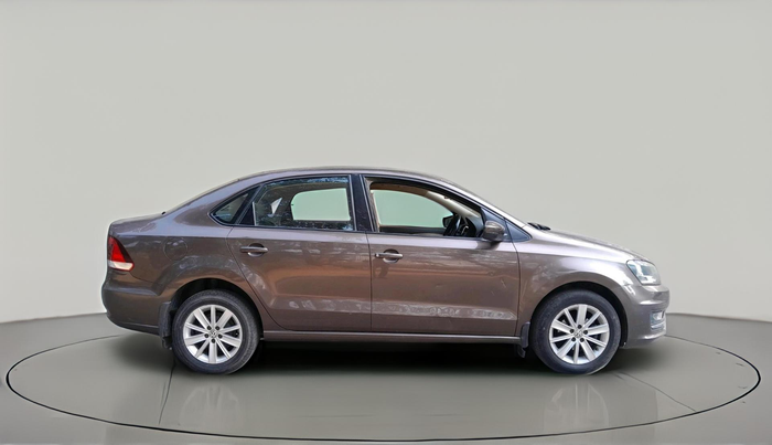 2015 Volkswagen Vento HIGHLINE 1.6 MPI, Petrol, Manual, 1,20,000 km, exterior