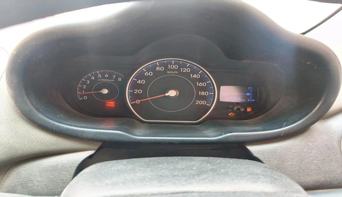 2015 Hyundai i10 SPORTZ 1.1, Petrol, Manual, 32,066 km, interior