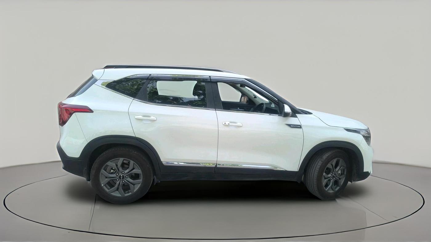 2025 KIA SELTOS HTK Plus (O) 1.5 Petrol MT, Petrol, Manual, 11,737 km, exterior