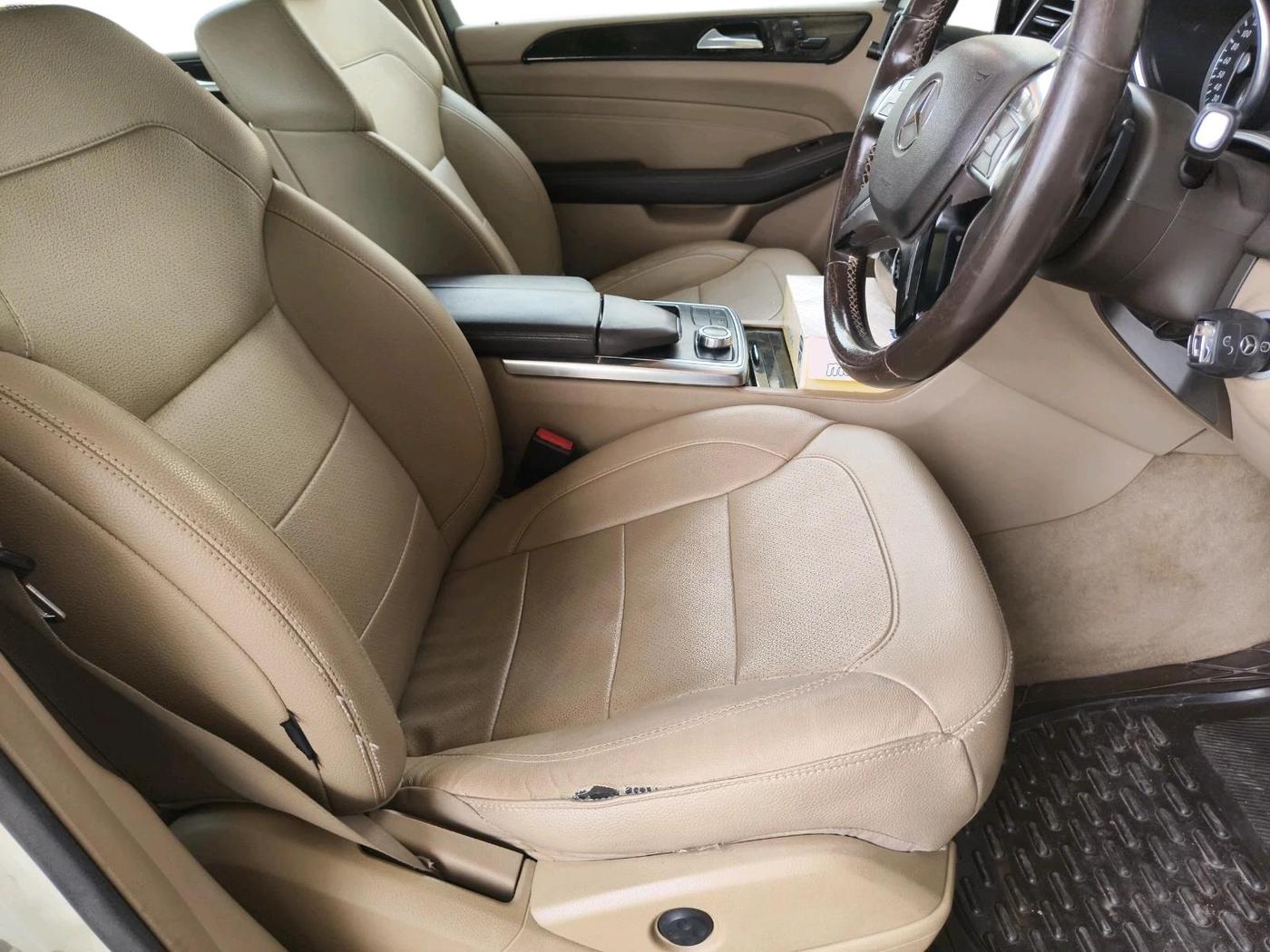 2014 Mercedes Benz Ml Class 250 CDI, Diesel, Automatic, 1,96,701 km, interior