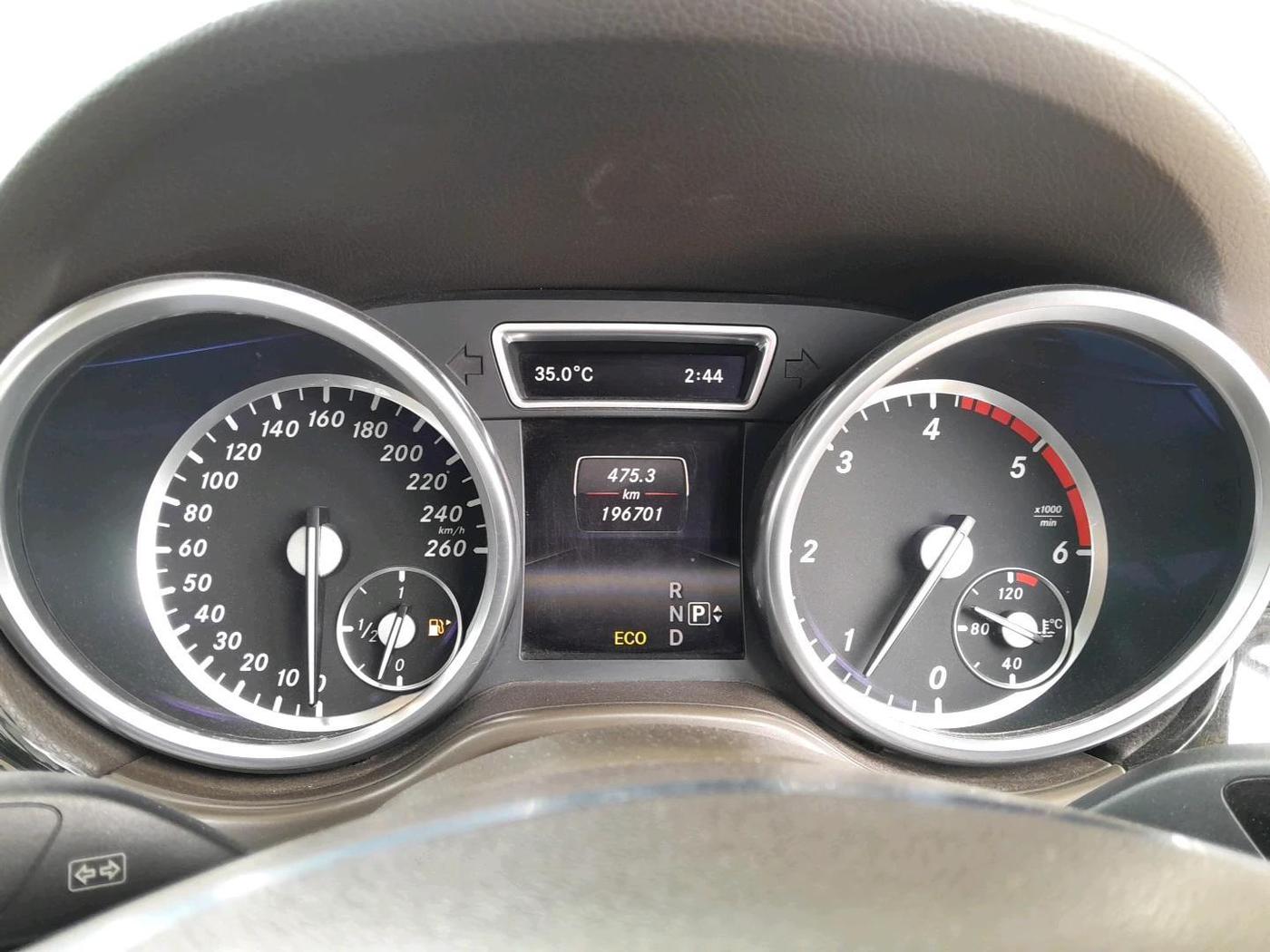 2014 Mercedes Benz Ml Class 250 CDI, Diesel, Automatic, 1,96,701 km, interior