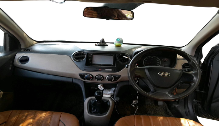 2014 Hyundai Grand i10 MAGNA 1.2 KAPPA VTVT, Petrol, Manual, 2,17,051 km, interior