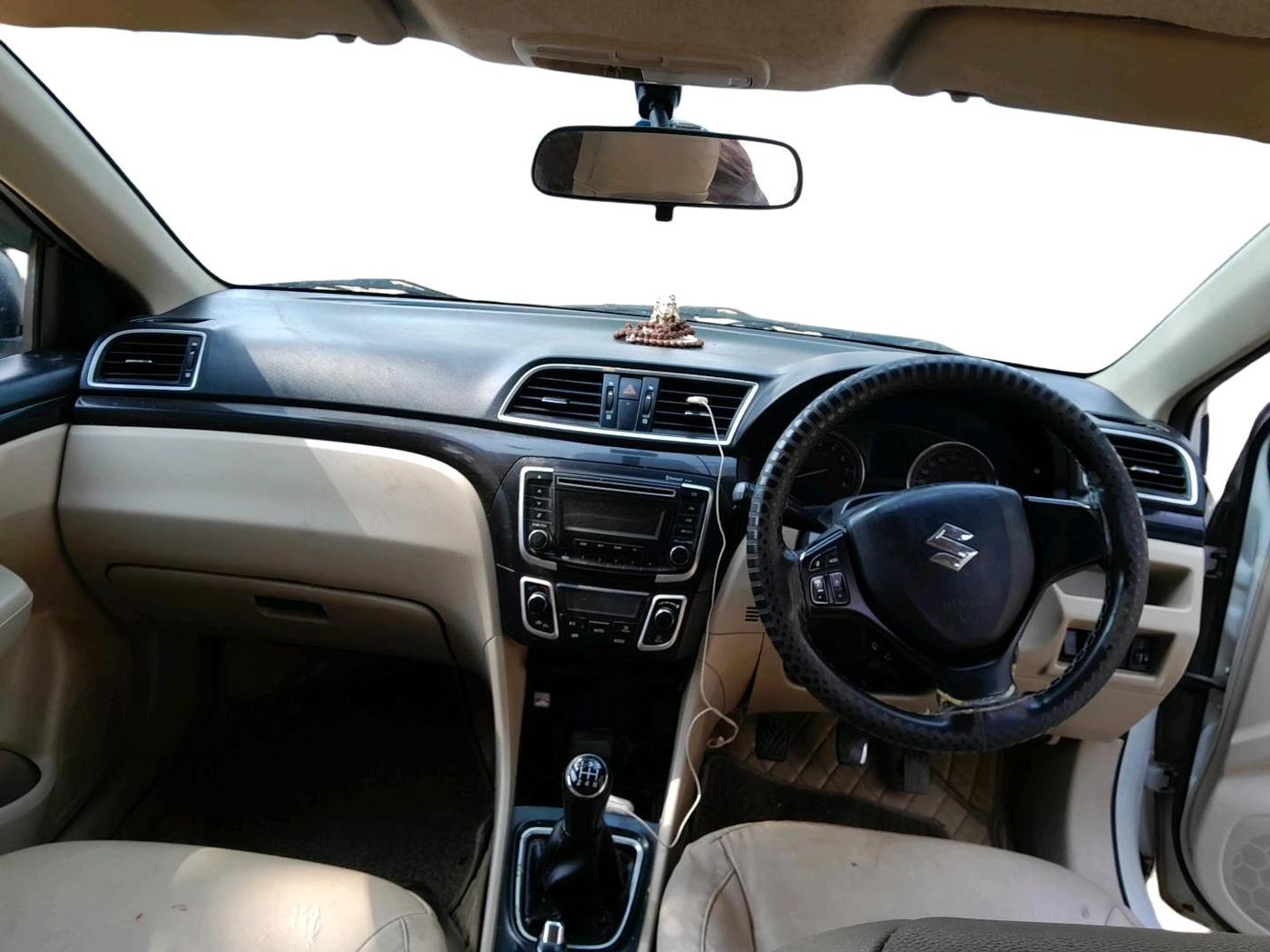 2015 Maruti Ciaz VXI, Petrol, Manual, 1,69,491 km, interior
