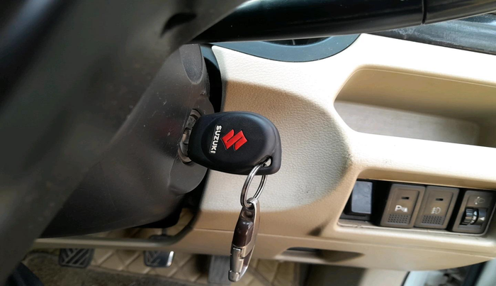 2015 Maruti Ciaz VXI, Petrol, Manual, 1,69,491 km, interior