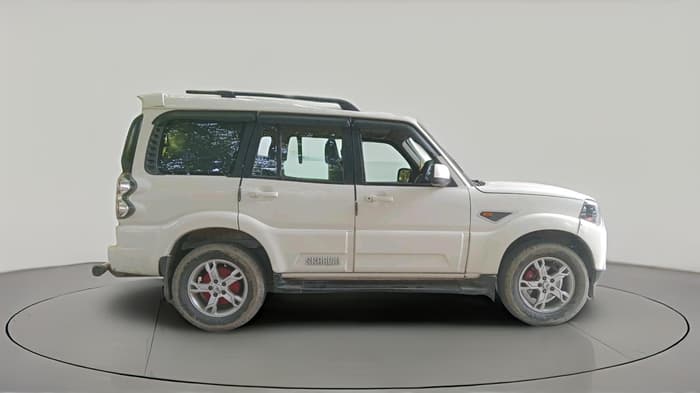 2016 Mahindra Scorpio S10, Diesel, Manual, 1,84,763 km, exterior