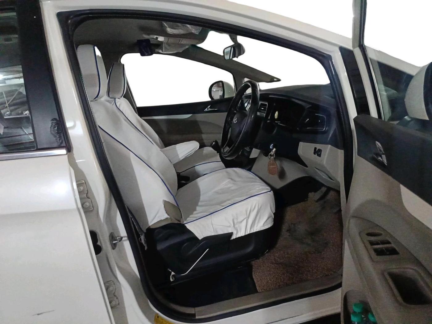 2021 Mahindra MARAZZO M 6 + 7 STR, Diesel, Manual, 1,51,642 km, interior
