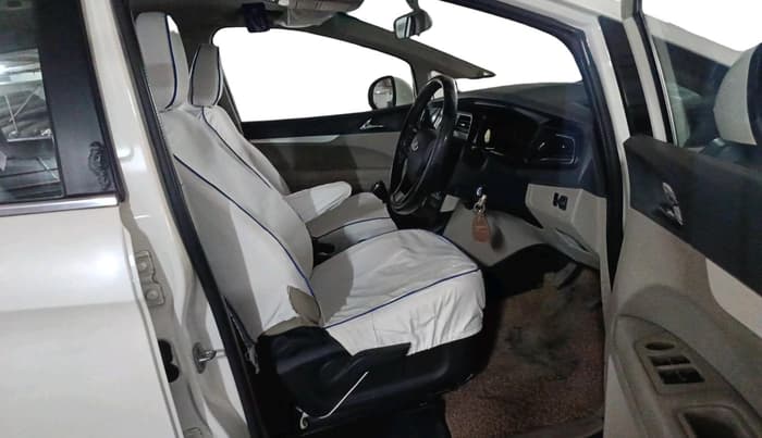 2021 Mahindra MARAZZO M 6 + 7 STR, Diesel, Manual, 1,51,642 km, interior