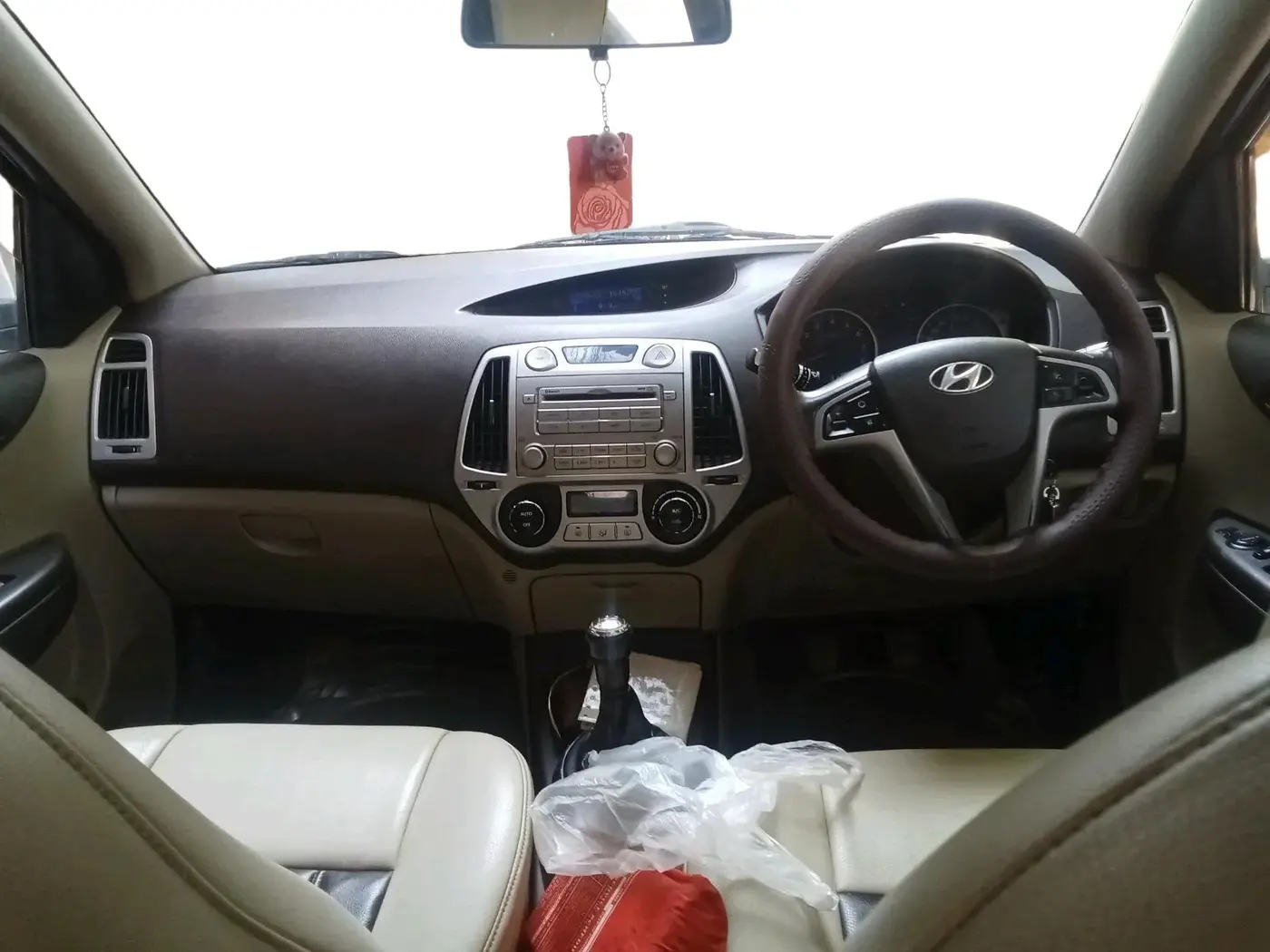 2011 Hyundai i20 ASTA 1.2, Petrol, Manual, 43,757 km, interior