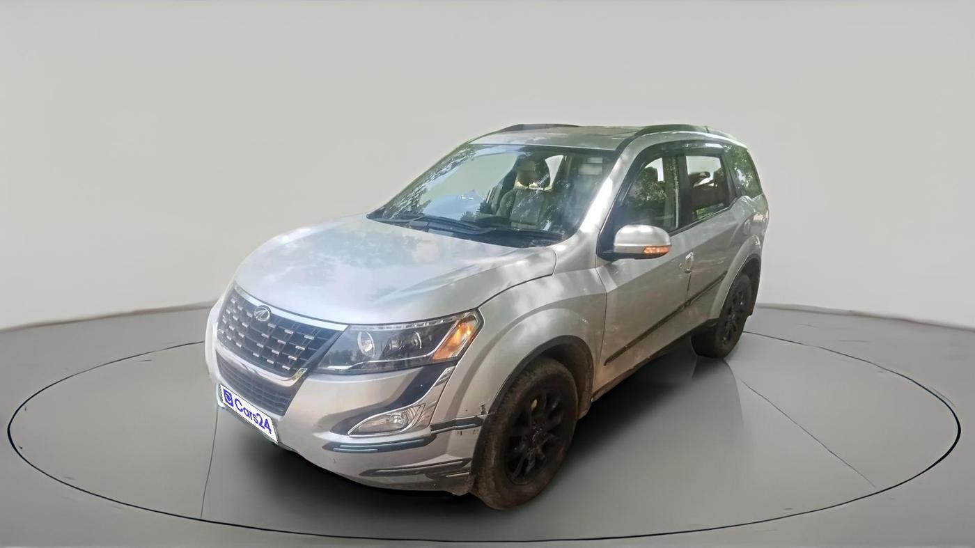 2017 Mahindra XUV500 W10, Diesel, Manual, 1,23,320 km, exterior