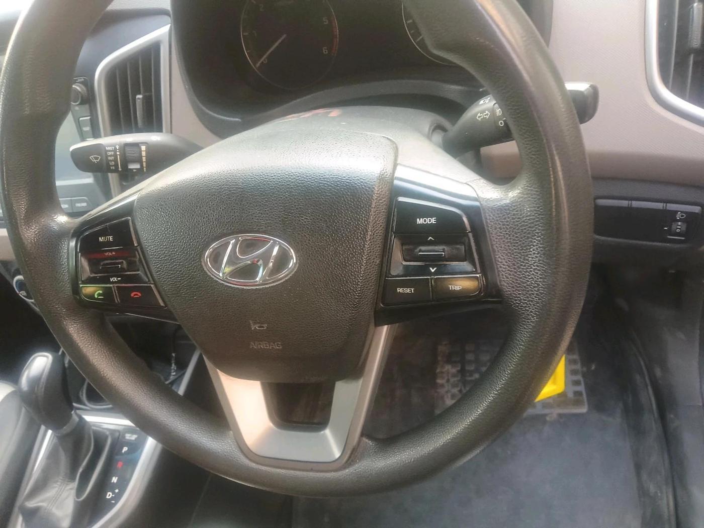 2016 Hyundai Creta S PLUS 1.6 AT DIESEL, Diesel, Automatic, 58,912 km, interior