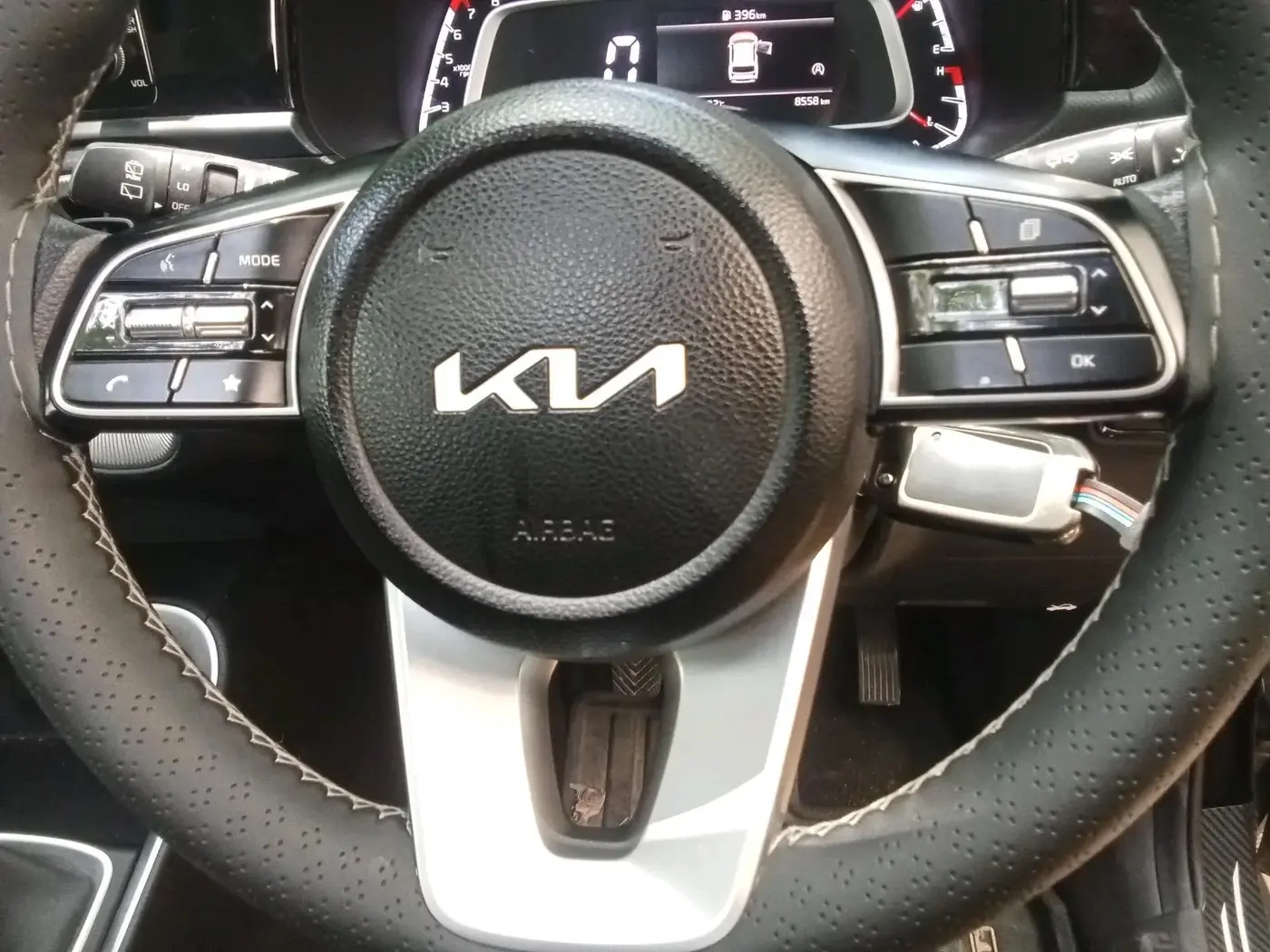 2025 KIA SONET HTK (O) 1.2 Petrol MT, Petrol, Manual, 8,558 km, interior