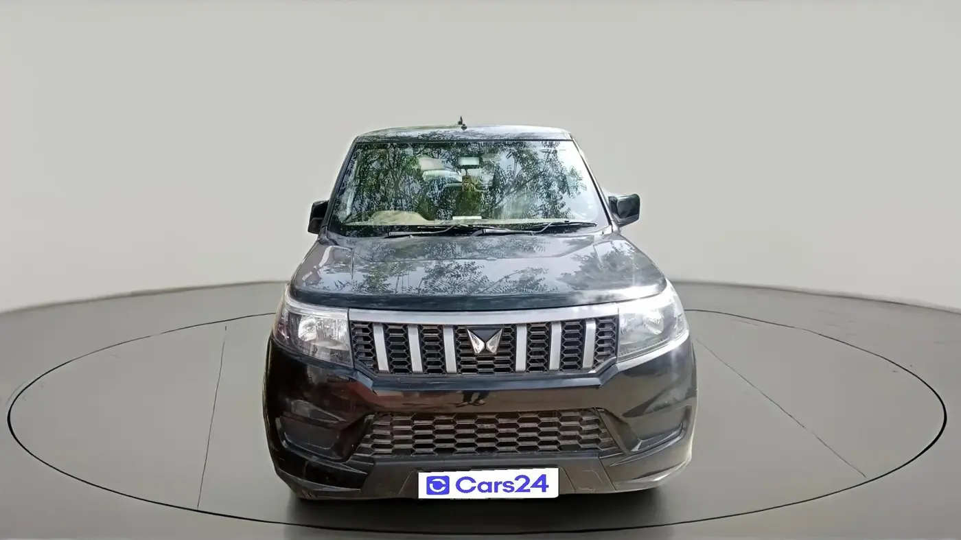 2024 Mahindra BOLERO NEO N 8, Diesel, Manual, 45,847 km, exterior