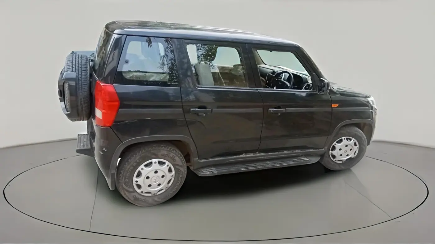 2024 Mahindra BOLERO NEO N 8, Diesel, Manual, 45,847 km, exterior