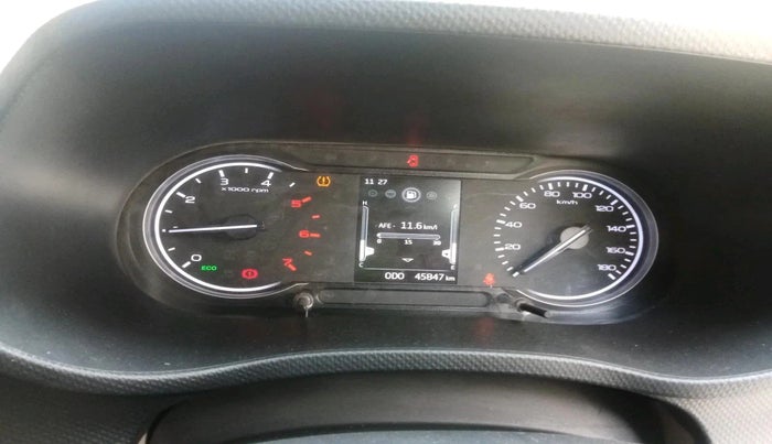 2024 Mahindra BOLERO NEO N 8, Diesel, Manual, 45,847 km, interior