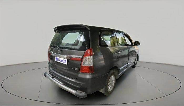 2014 Toyota Innova 2.5 VX 8 STR, Diesel, Manual, 1,45,716 km, exterior
