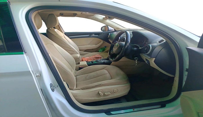 2014 Audi A3 35 TDI PREMIUM PLUS, Diesel, Automatic, 1,23,020 km, interior