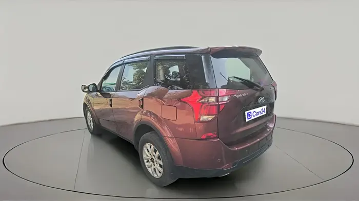 2018 Mahindra XUV500 W9, Diesel, Manual, 87,412 km, exterior