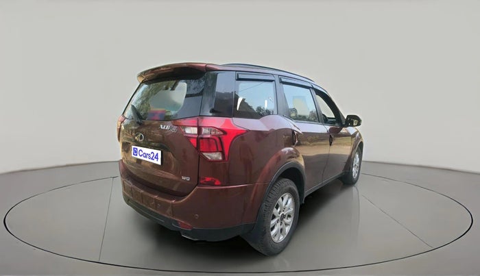 2018 Mahindra XUV500 W9, Diesel, Manual, 87,412 km, exterior