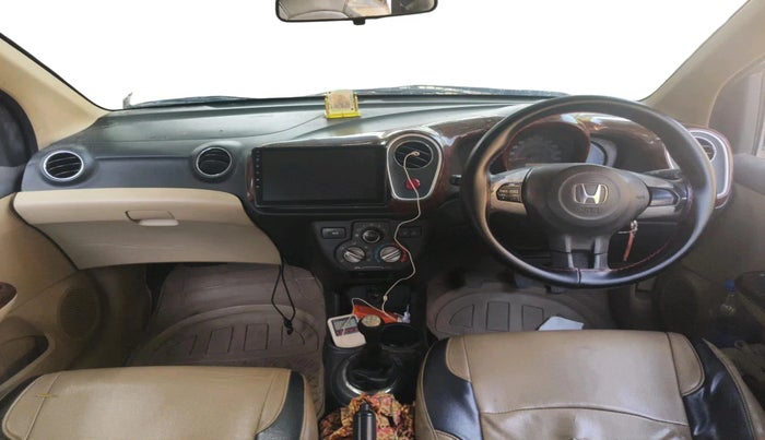 2014 Honda Mobilio 1.5L I-VTEC V, Petrol, Manual, 93,244 km, interior