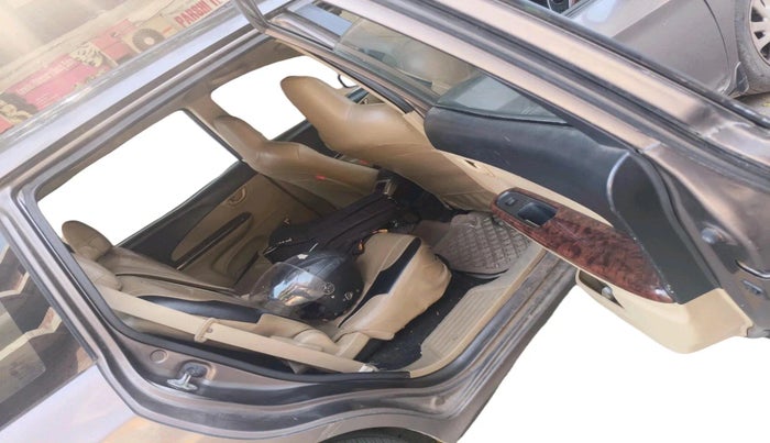 2014 Honda Mobilio 1.5L I-VTEC V, Petrol, Manual, 93,244 km, interior