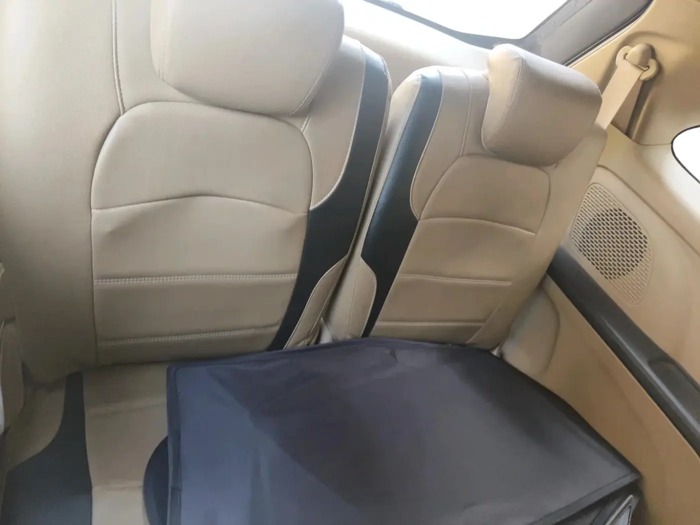 2014 Honda Mobilio 1.5L I-VTEC V, Petrol, Manual, 93,244 km, interior