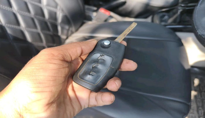 2014 Ford Ecosport TITANIUM 1.5L DIESEL, Diesel, Manual, 1,20,485 km, interior