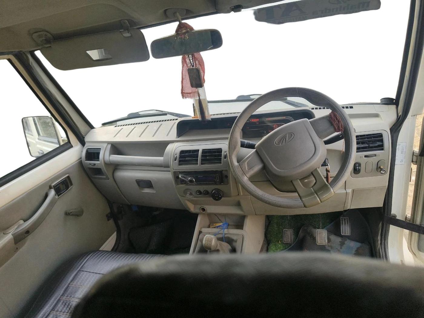 2013 Mahindra Bolero SLE BS-III, Diesel, Manual, 80,400 km, interior