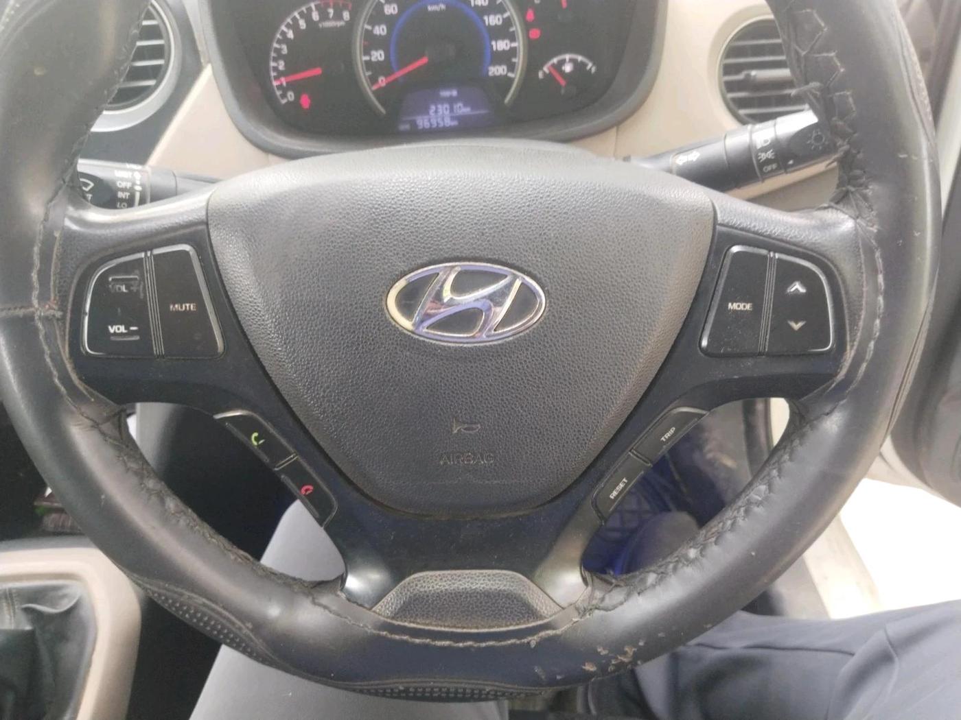 2018 Hyundai Grand i10 MAGNA 1.2 KAPPA VTVT, Petrol, Manual, 96,958 km, interior