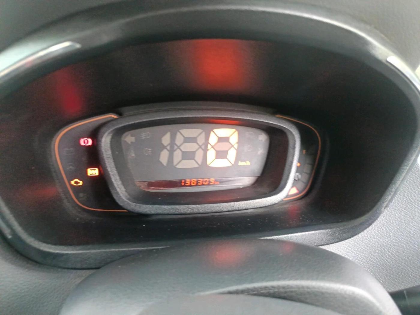 2016 Renault Kwid RXL 0.8 EDITION, CNG, Manual, 1,38,309 km, interior