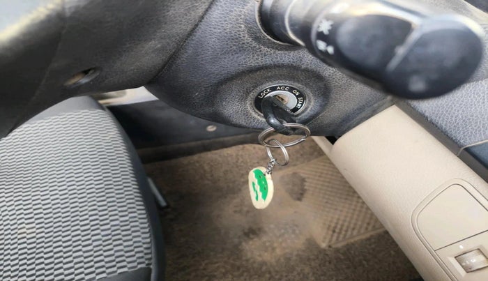 2014 Hyundai Eon ERA +, Petrol, Manual, 57,200 km, interior