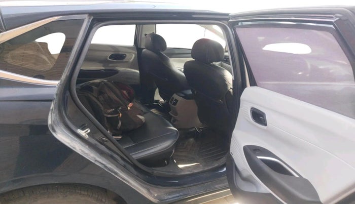 2024 Hyundai NEW I20 ASTA 1.2 MT, Petrol, Manual, 21,307 km, interior