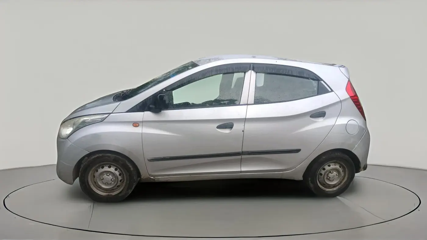 2017 Hyundai Eon ERA +, CNG, Manual, 1,43,881 km, exterior