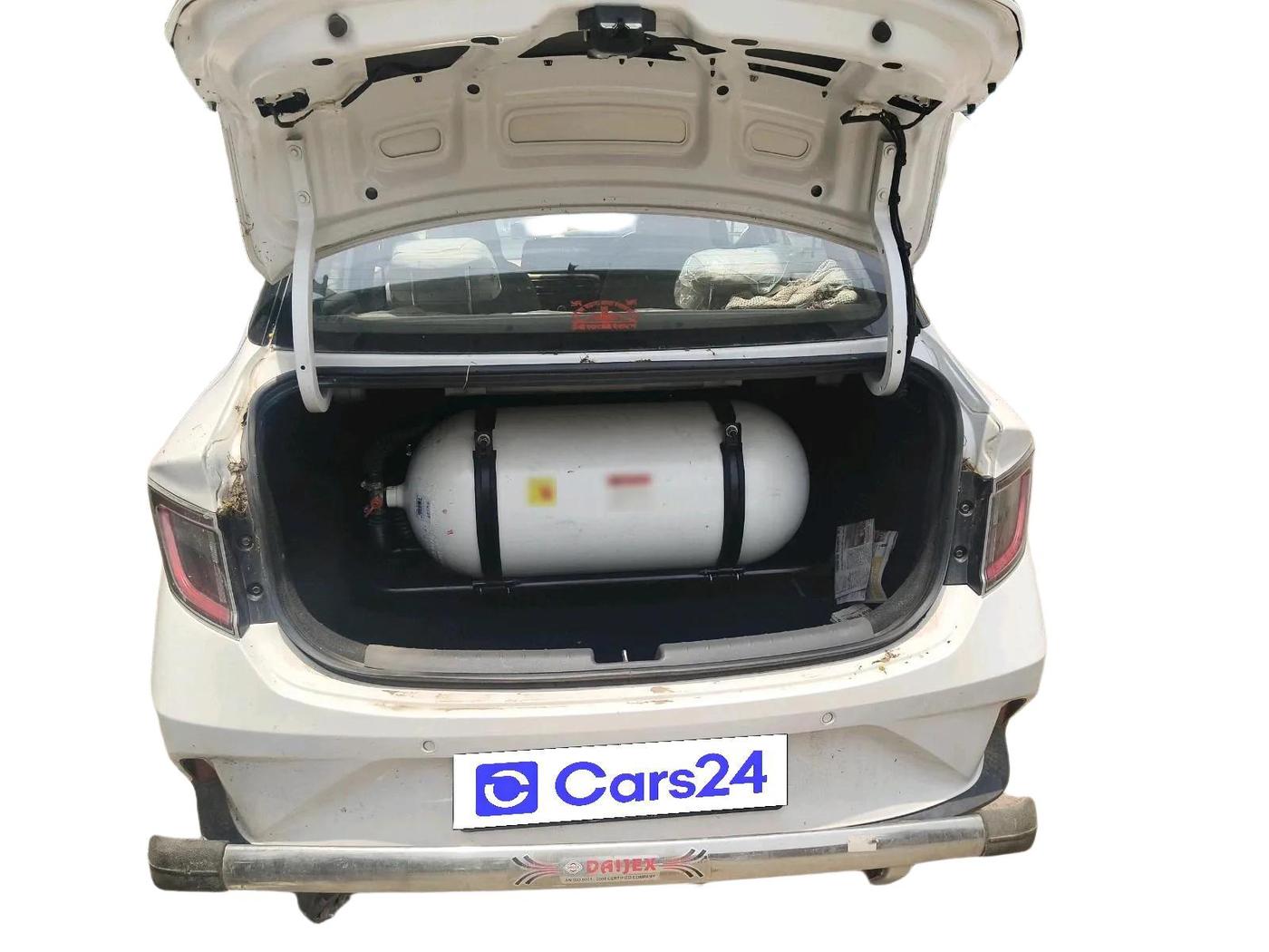 2025 Hyundai AURA SX 1.2 CNG, CNG, Manual, 19,051 km, exterior