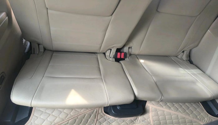 2019 Ford Endeavour TITANIUM PLUS 2.2 4X2 AT SUNROOF, Diesel, Automatic, 1,54,340 km, interior