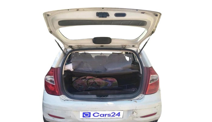 2011 Hyundai i10 MAGNA 1.2, Petrol, Manual, 69,710 km, exterior