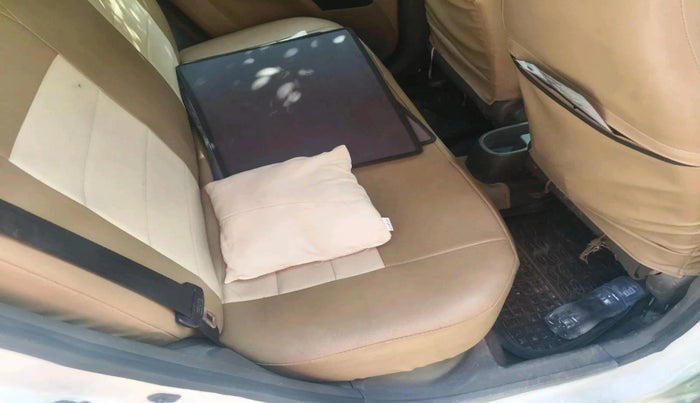 2011 Hyundai i10 MAGNA 1.2, Petrol, Manual, 69,710 km, interior