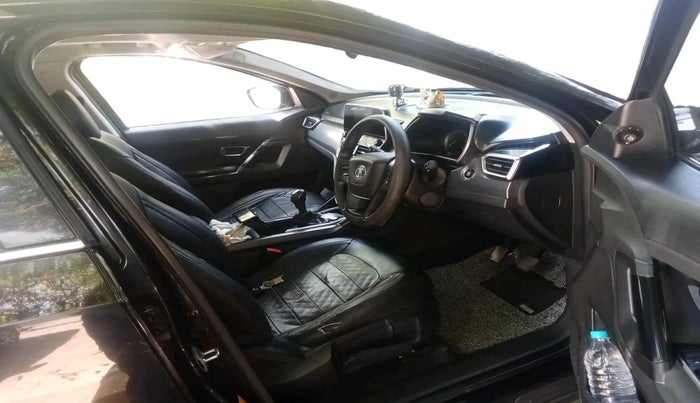 2020 Tata Harrier XT PLUS 2.0L KRYOTEC DARK EDITON, Diesel, Manual, 1,23,692 km, interior