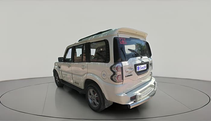 2015 Mahindra Scorpio S10, Diesel, Manual, 99,747 km, exterior