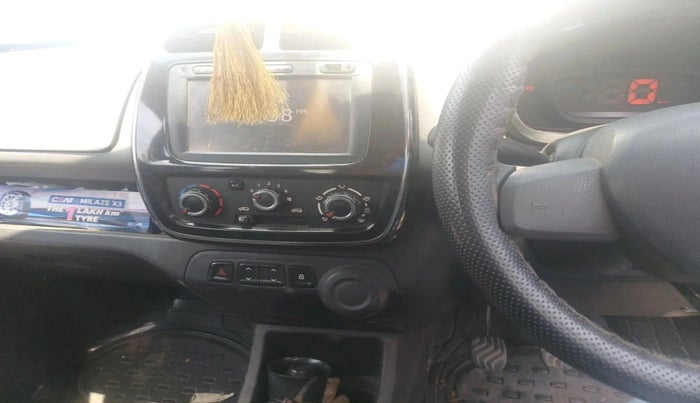 2017 Renault Kwid RXT 0.8, Petrol, Manual, 68,579 km, interior