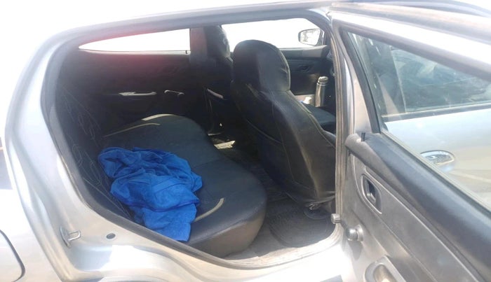 2017 Renault Kwid RXT 0.8, Petrol, Manual, 68,579 km, interior