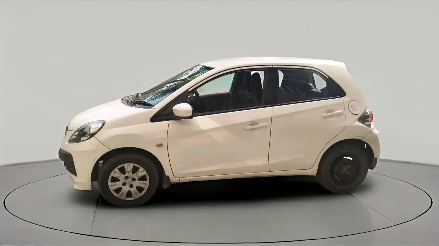 2013 Honda Brio S MT, Petrol, Manual, 1,06,297 km, exterior