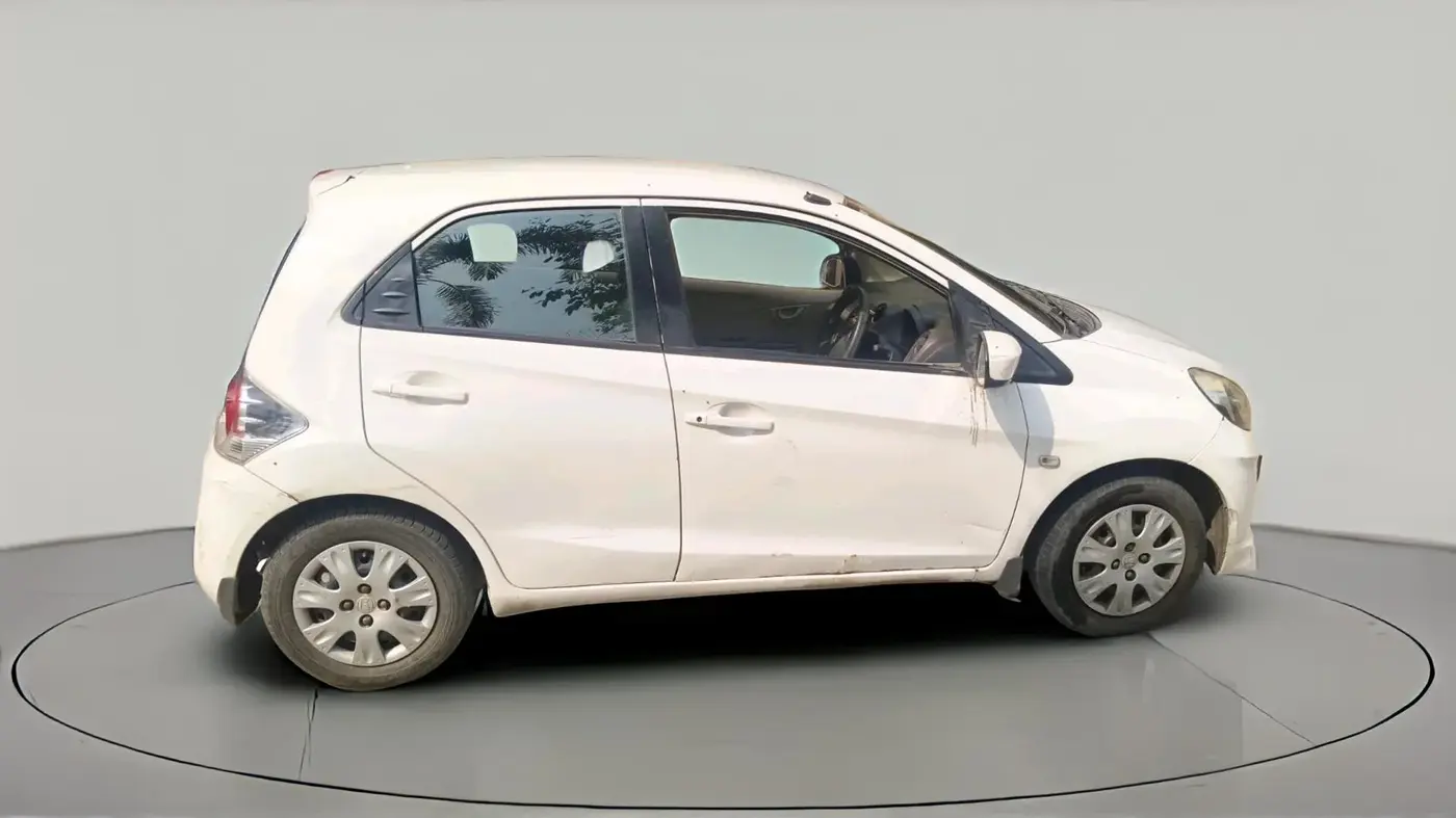 2013 Honda Brio S MT, Petrol, Manual, 1,06,297 km, exterior