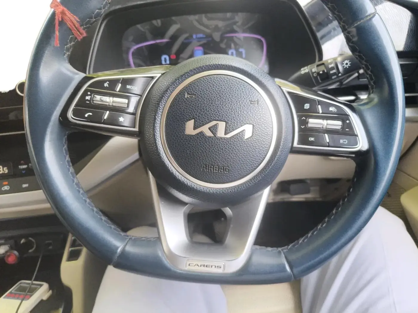 2022 KIA CARENS LUXURY PLUS 1.5 DIESEL 7 STR, Diesel, Manual, 1,13,163 km, interior