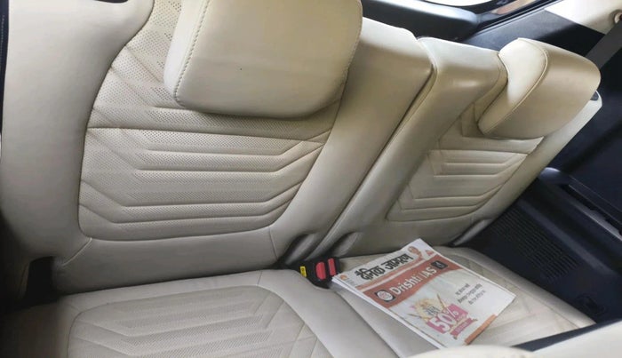 2022 KIA CARENS LUXURY PLUS 1.5 DIESEL 7 STR, Diesel, Manual, 1,13,163 km, interior