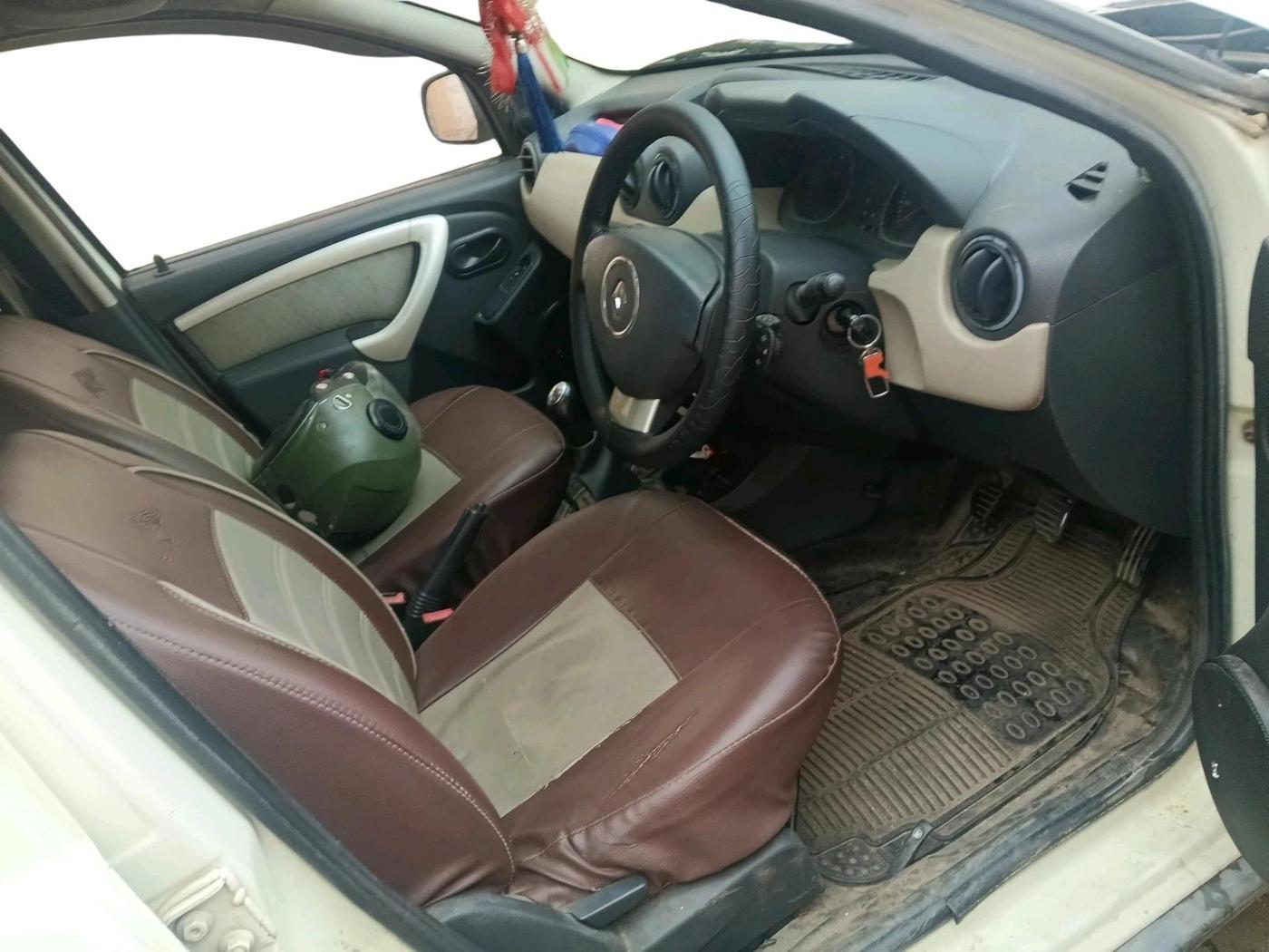 2013 Renault Duster 85 PS RXL DIESEL, Diesel, Manual, 1,57,846 km, interior